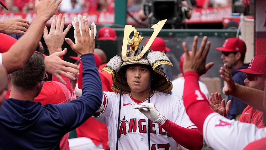 angels beat pirates as shohei ohtani homers in last home game before trade deadline