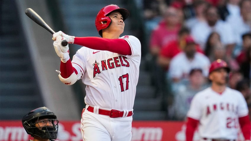 angels take shohei ohtani off trade market despite impending free agency report