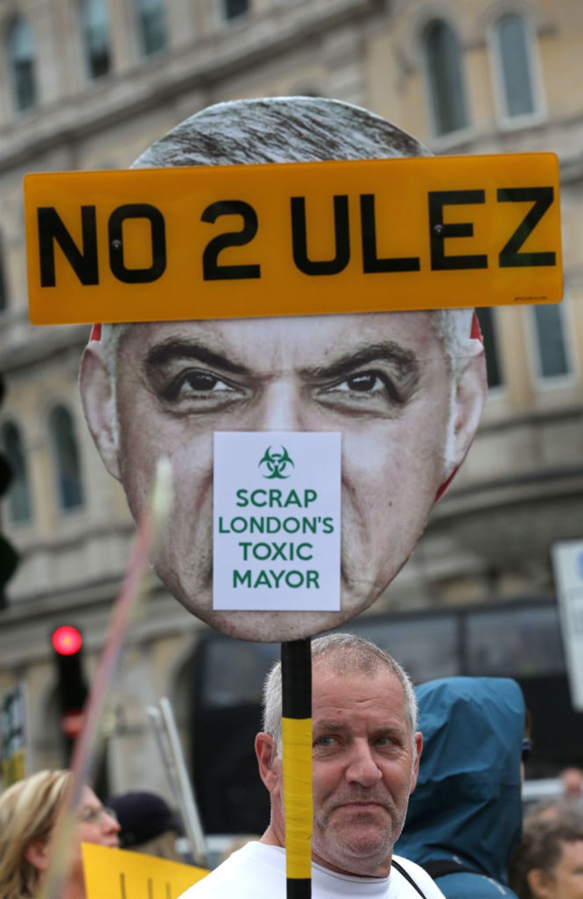 angry londoners attacking mayor sadiq khans dystopian low traffic ulez spy cameras