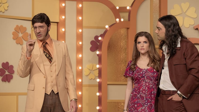 Tony Hale as Ed, Anna Kendrick as Sheryl and Daniel Zovatto as Rodney in Woman of the Hour on set of the dating game