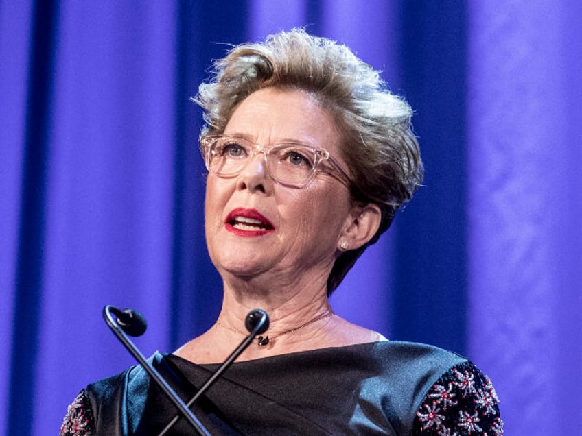 annette bening speaks out in favor of sex change procedures for children you are just trying to do what is best for your child