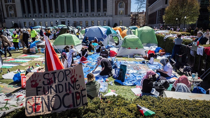 Tents, an encampment on campus
