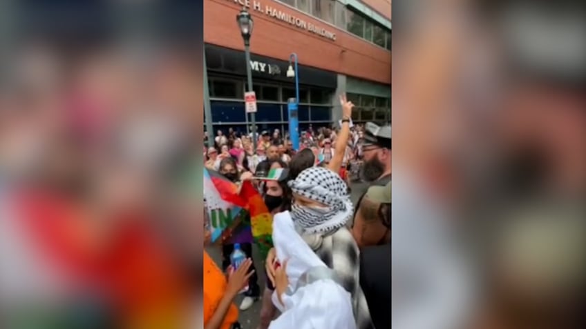 anti-israel marchers collide with pride parade