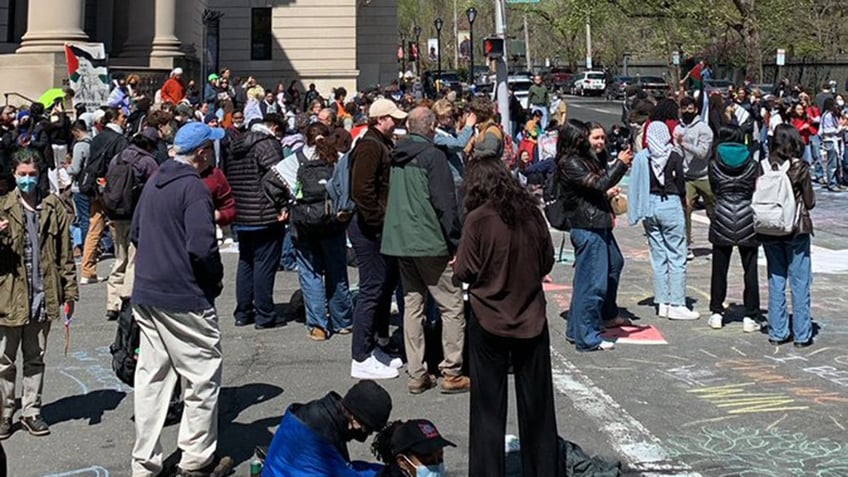 anti israel yale agitators refuse meeting with university trustees before police bust dozens of occupiers