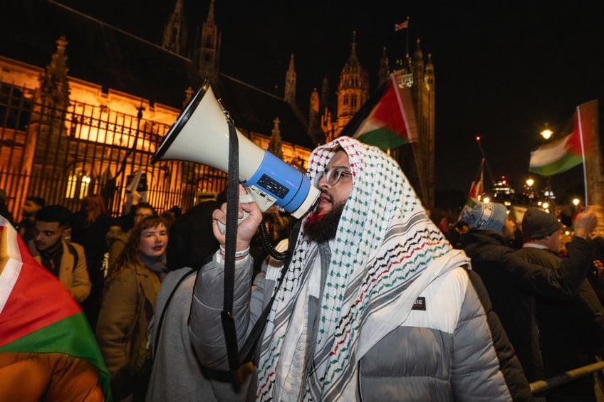 antisemitism detoxify fail top leftists rebel against uk party leader over gaza ceasefire