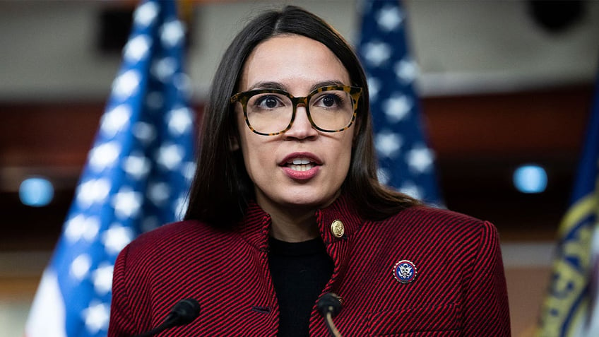 aoc lauds pro palestinian activism accuses us of aiding gross human rights abuses in gaza