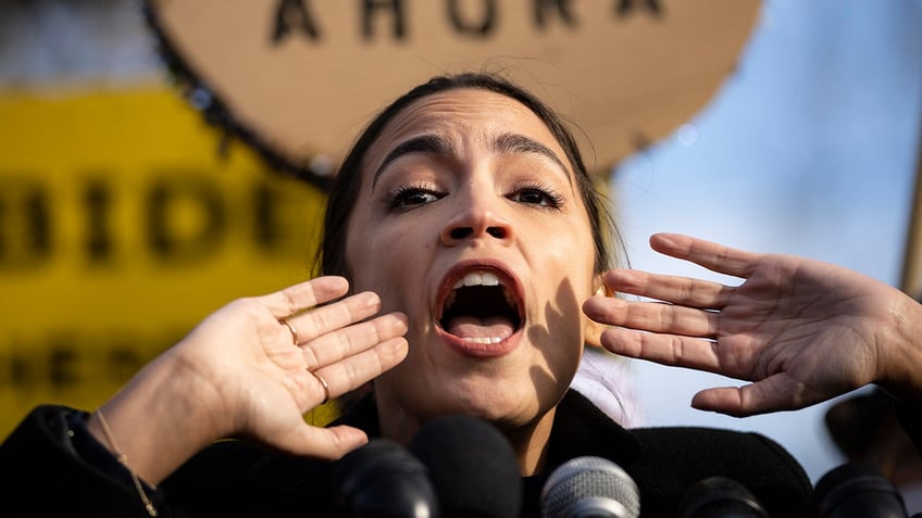 photo depicting Alexandria Ocasio-Cortez