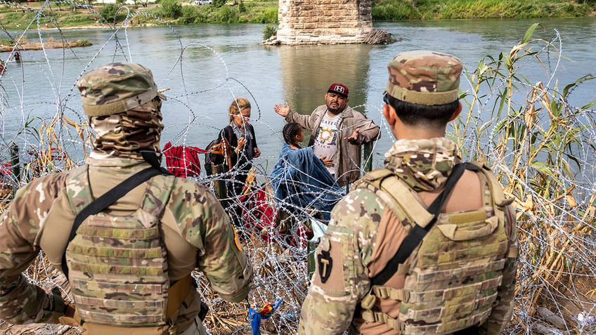 TEXAS BORDER RAZOR WIRE