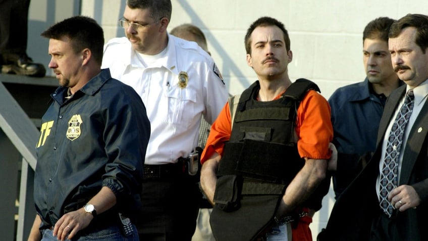 appeals court upholds atlanta olympics bomber eric rudolph life sentences