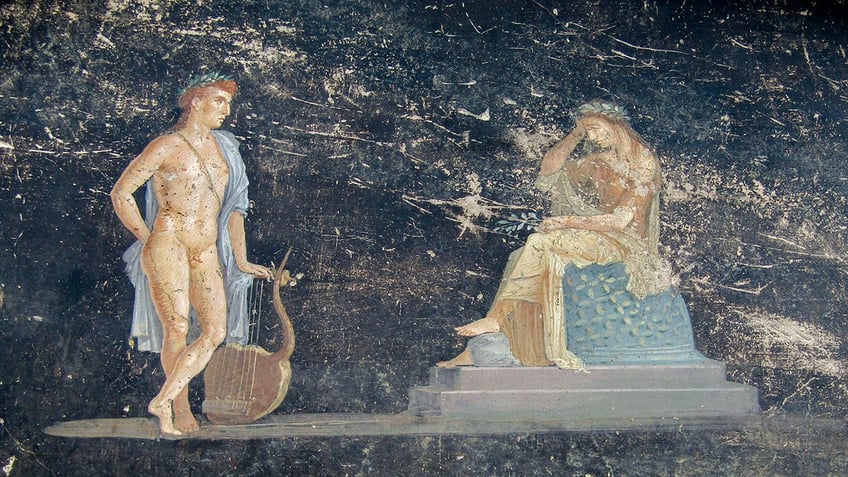 fresco found in Pompeii