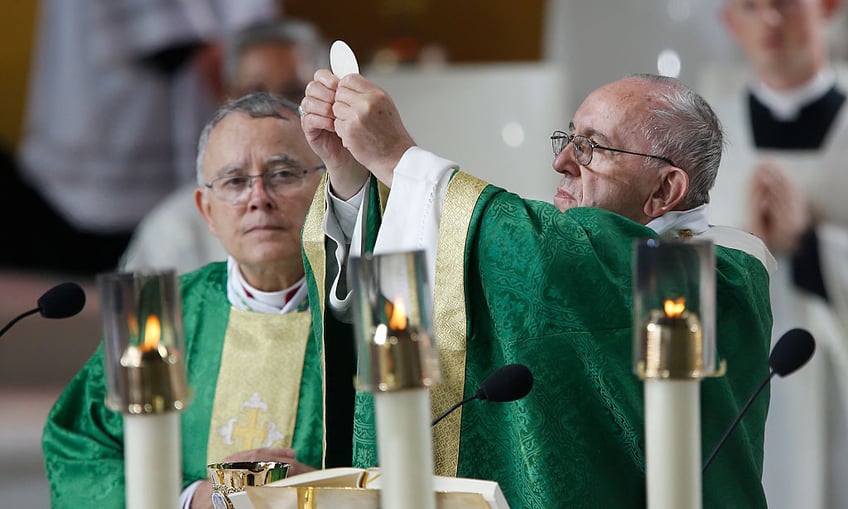 archbishop chaput pope franciss criticism of us catholics unjust and uninformed