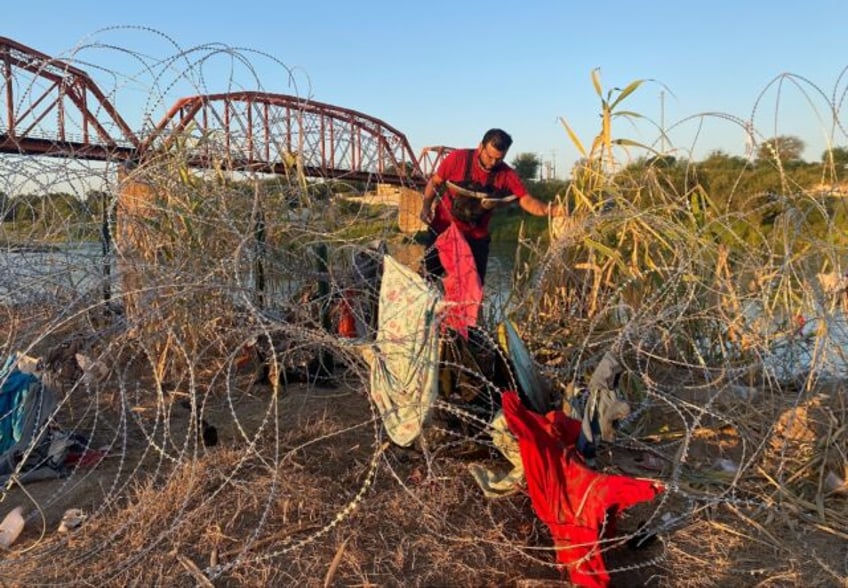 are we safe mixed emotions for venezuelan migrants reaching the us