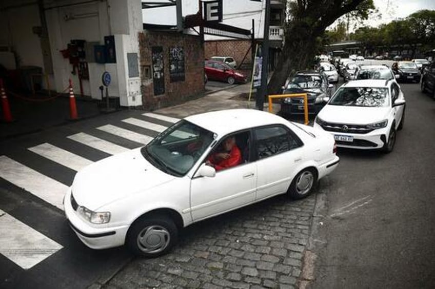 argentina gas prices jump 10 in one day historic amid fuel shortage