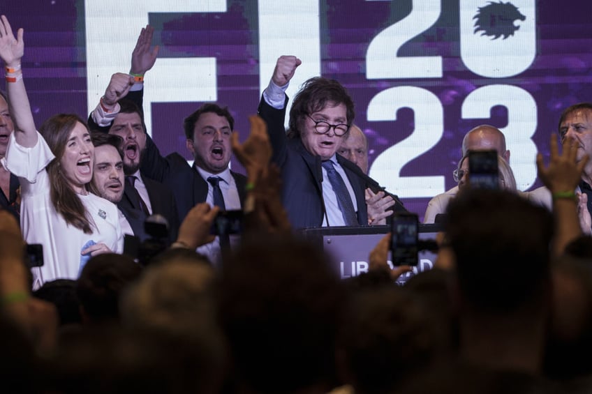 argentina presidential race goes to round 2 between populist libertarian and socialist architect of inflation disaster