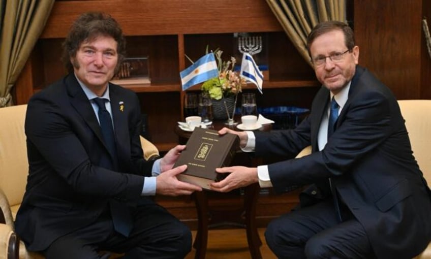 The president of Argentina, Javier Milei, meets with the president of Israel, Isaac Herzog, in the Israeli presidential residence in Jerusalem on February 6, 2023.