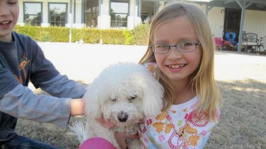 arizona dog who reunited with his family after going missing for 12 years has died