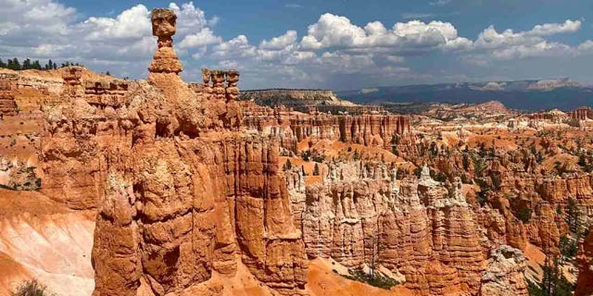 arizona hiker found dead at utahs bryce canyon national park after thunderstorm flash flooding