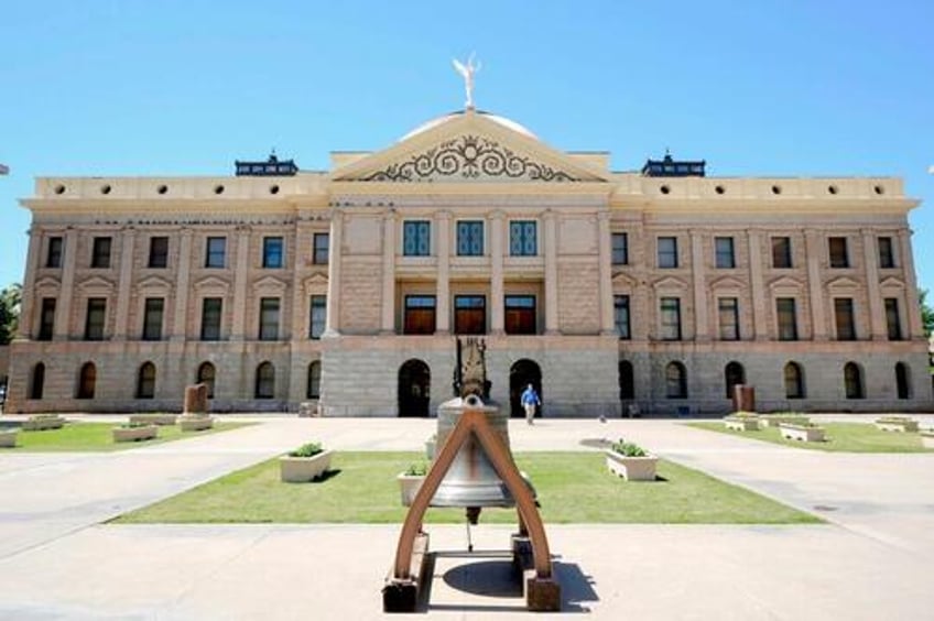 arizona senate approves repeal of near total abortion ban