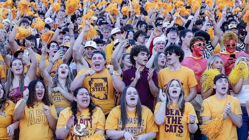 arizona state fans in stands