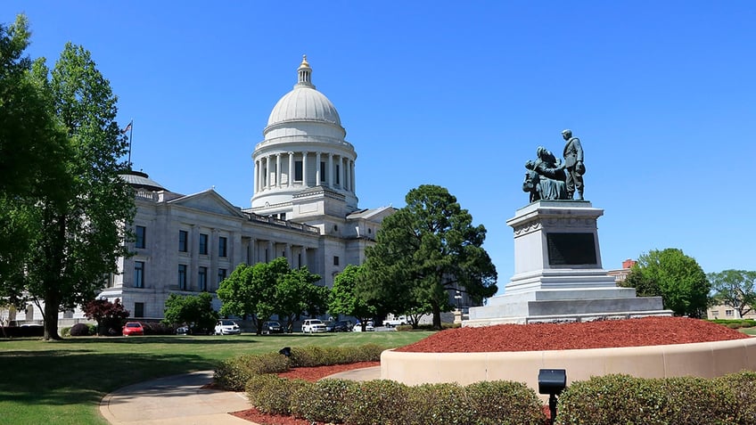 Arkansas state capitol building