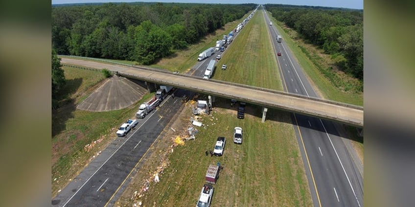 arkansas highway left a mess after truck spills nacho cheese