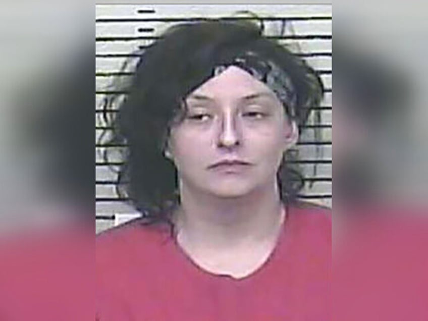 armed ems personnel subdue alleged axe wielding woman