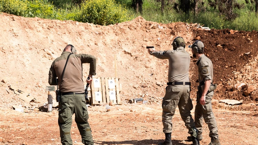 Israelis at firing range