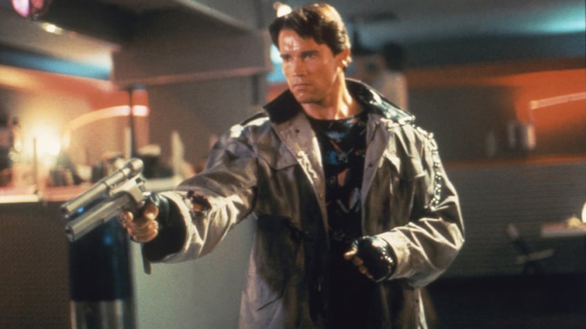 Arnold Schwarzenegger in a screenshot from "The Terminator"