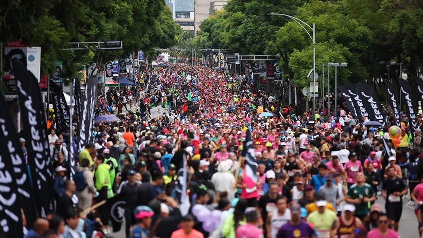 around 11k mexico city marathon runners disqualified report