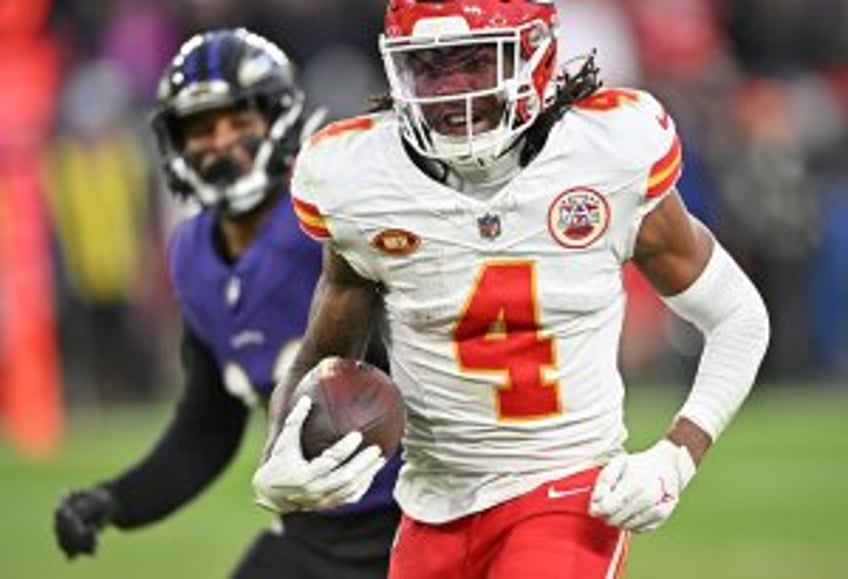 Arrest warrant issued for Chiefs' Rashee Rice after Dallas crash