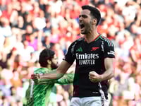 Arsenal hit back to rescue valuable draw at Liverpool
