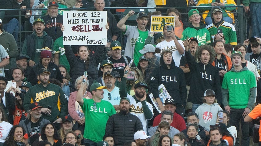 as giants fans join in sell the team chant at oracle park