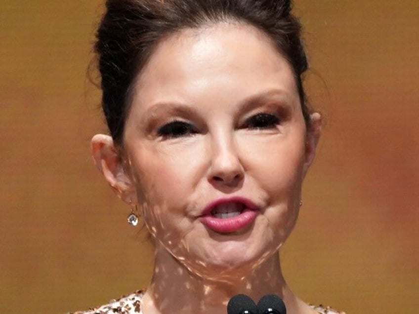 Ashley Judd speaks onstage during the 22nd Annual Global Leadership Awards hosted by Vital