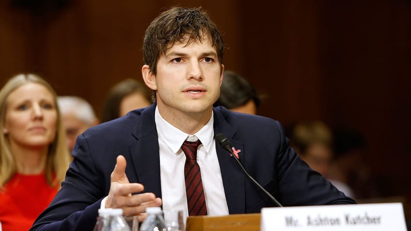 ashton kutcher resigns from anti child sex abuse nonprofit after danny masterson support letter backlash