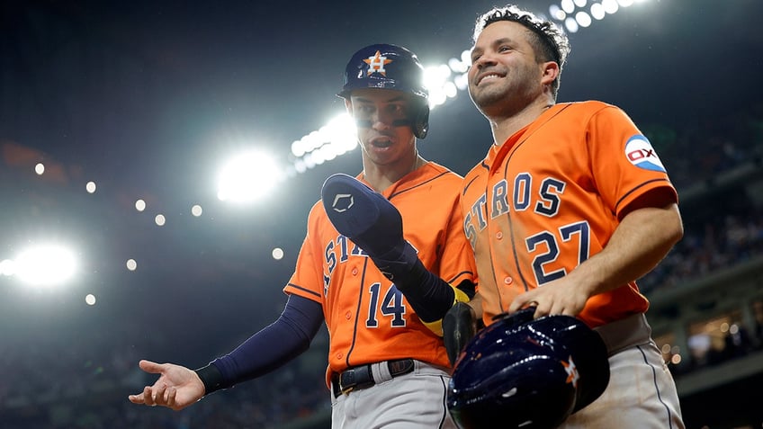 astros even alcs with blowout win over rangers