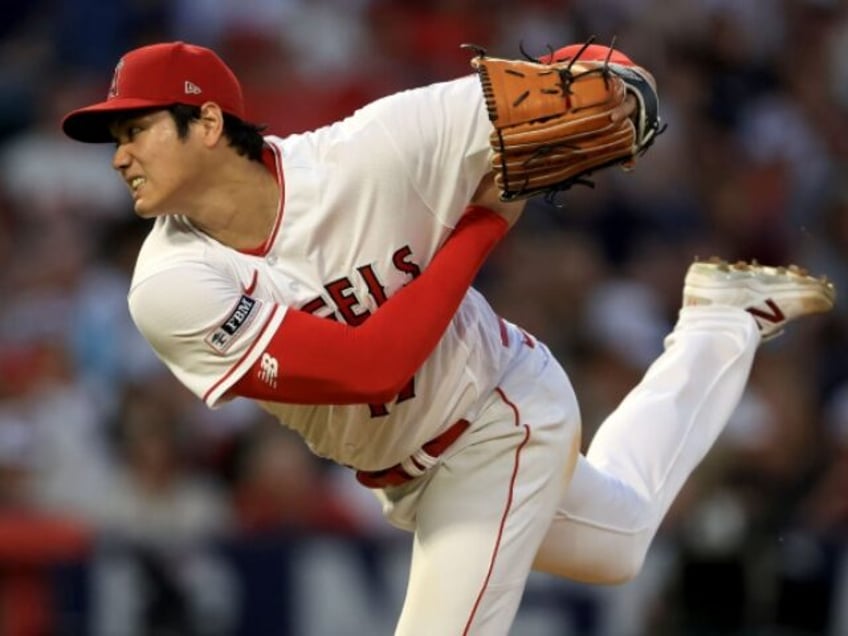 astros manager dusty baker says shohei ohtani must have one of the cleanest livers around