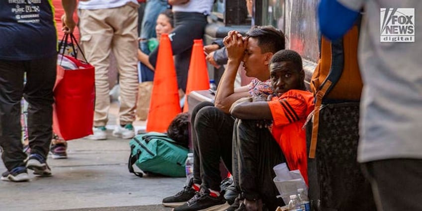 asylum seekers sleep on new york city sidewalk with manhattans roosevelt hotel at full capacity