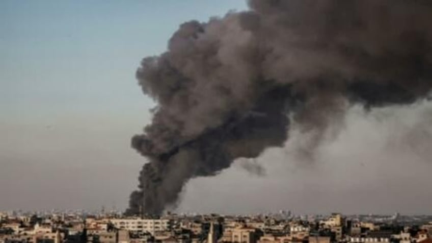 at least 9 killed in suspected jordanian airstrikes on syria