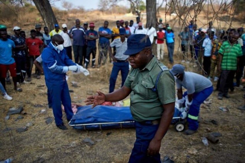 at least nine killed in zimbabwe gold mine collapse