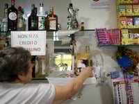 At Mass in housing projects and tourist hotspots, Romans pray next pope focuses on poverty and peace
