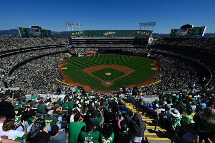 Fans pack the Oakland Coliseum for Thursday's final home game of the Oakland Athletics bef