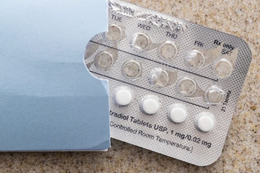 Progestogen-only contraceptive pills carry a slight risk of breast cancer similar to combi