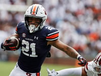 Auburn coach offers dire update on running back's condition following shooting, asks for prayers