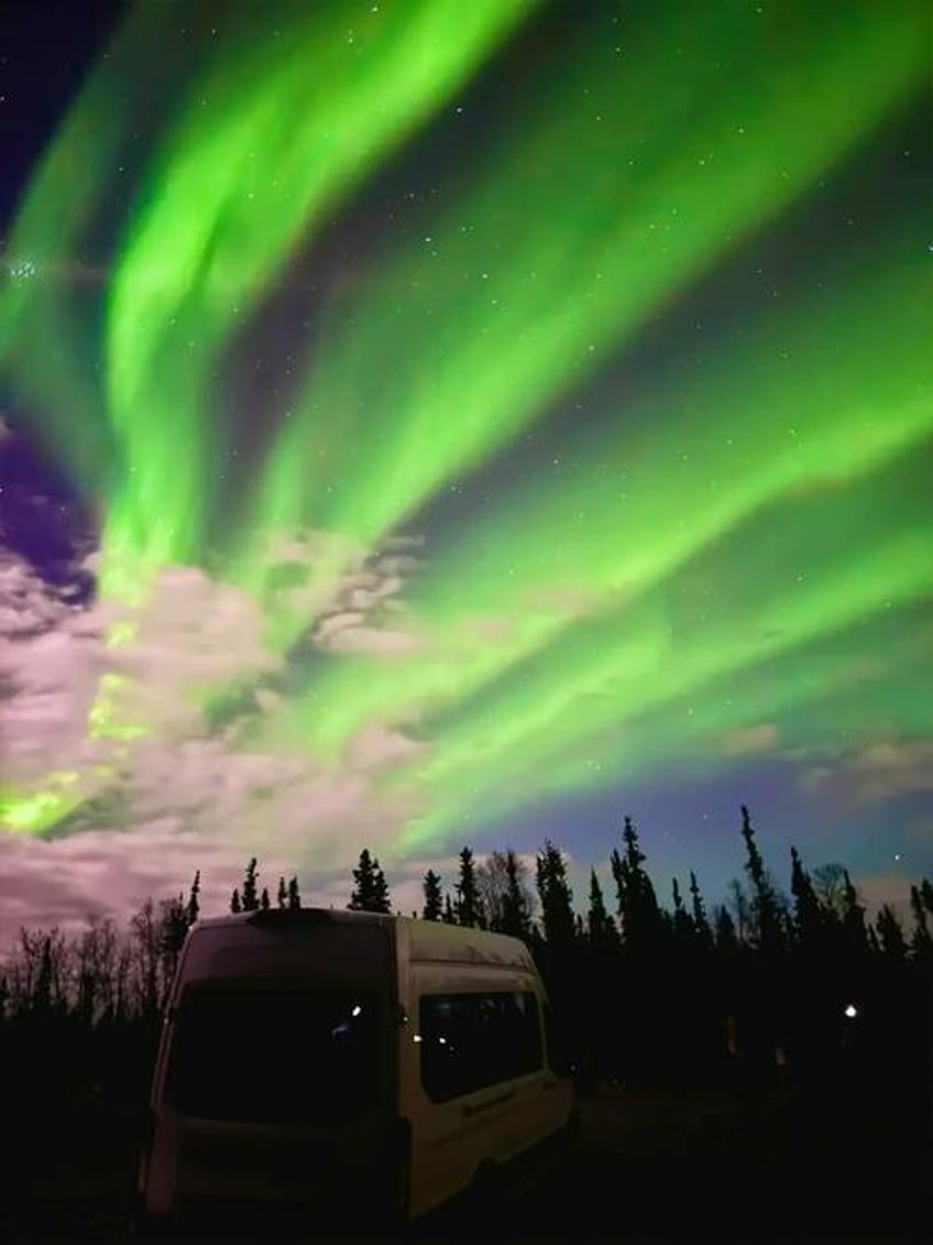 aurora hunter photographs dragon aurora in nwt where northern lights are always on