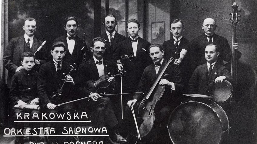 Ryszard Horowitz’s uncles had careers as entertainers before World War Two began. Photo courtesy Ryszard Horowitz.