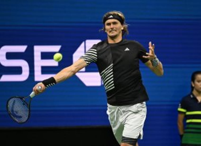 Australian Open: Alcaraz, Zverev climb into quarterfinals