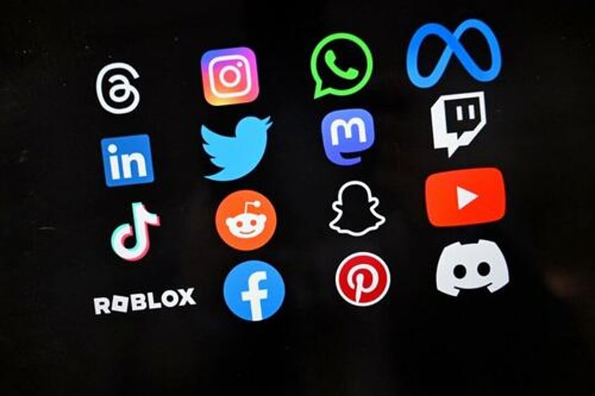 australian senate passes world first law banning under 16 kids from social media