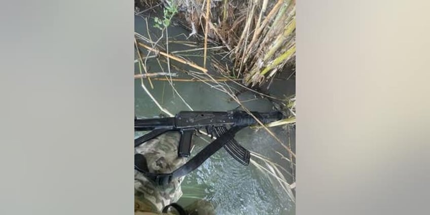 authorities arrest armed mexican cartel members who came across us border with rifles