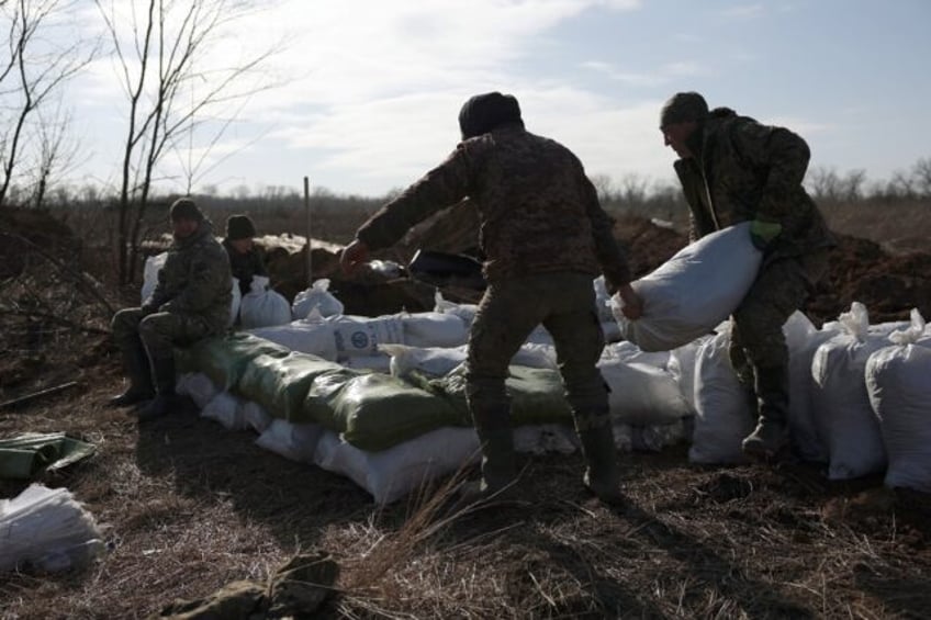 Pulling out of Avdiivka was the right decision to avoid being surrounded, Ukrainian Presid