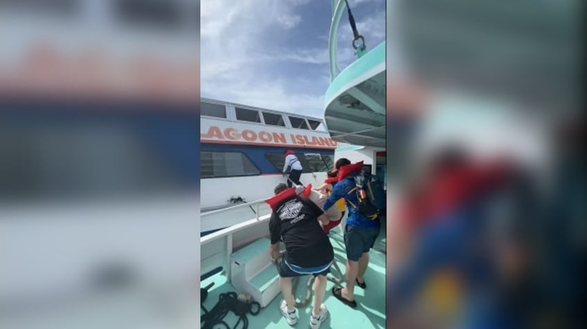 bahamas tour boat sinks leaving 1 dead as passenger records terrifying ordeal